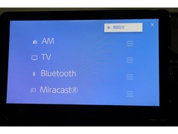 Bluetoothオーディオ対応しています。スマートフォンなどをカーオーディオへ無線で接続し、お気に入りの音楽を再生可能。