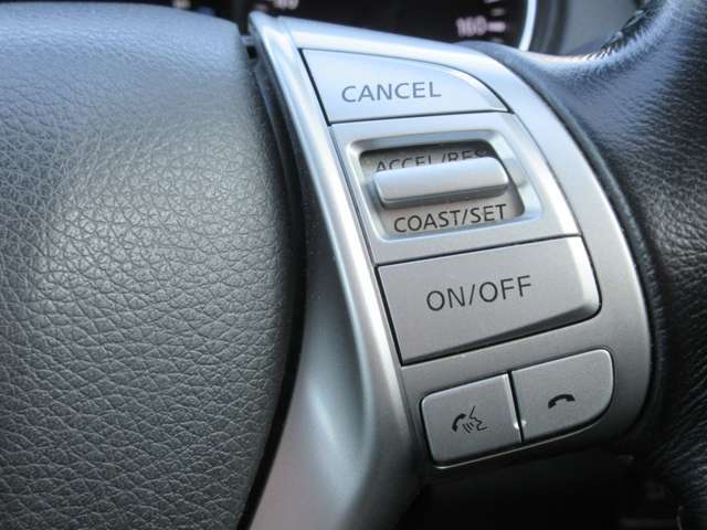 クルーズコントロール（Cruise Control）とは、アクセル操作なしでも車が自動でスピードを一定に保ってくれる機能