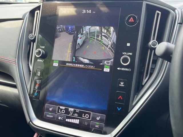 【サイド＆バックカメラ】停車・駐車時に死角になりがちな運転席から見えづらいサイドとリアの障害物を確認できます！雨天時や夜間などは特に活躍してくれるアイテムです。
