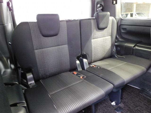 後期・9インチフルセグナビ・バックカメラ・BTオーディオ・両側自動ドア・LEDライト・フォグLED・トヨタセーフティセンス・ETC・アイドリングストップ・シートヒーター・フロアマット・ドアバイザー