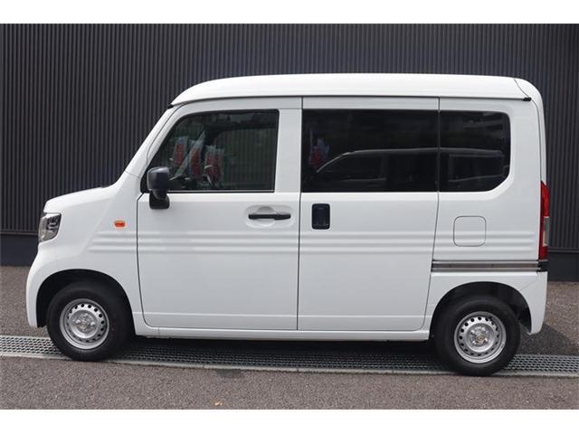 衝突軽減ブレーキなど安全性能の高いお車もご用意しております。詳細に関してはお問い合わせくださいませ。