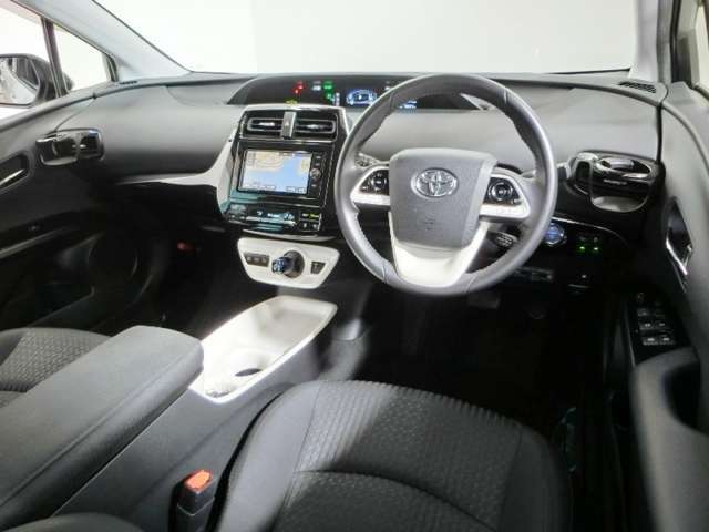 操作性が良い運転席まわりです！