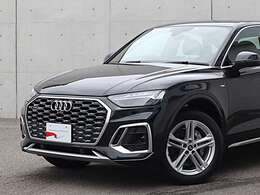 ●Audiが最初に採用したLEDポジショニングランプ。シャープなラインで昼間でも点けていたいと思うほど上品でオシャレです。夜間走行時はさらに目立ちます！