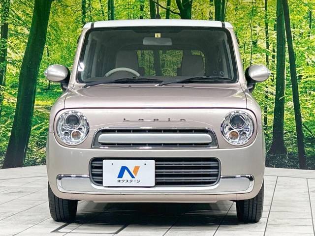 弊社では、全車『修復歴なし』のお車のみ取り扱っております。専任バイヤーによる厳選した仕入れの後、入庫後の車両チェックを行い、ネクステージが認定した高品質な中古車をご提供しております。