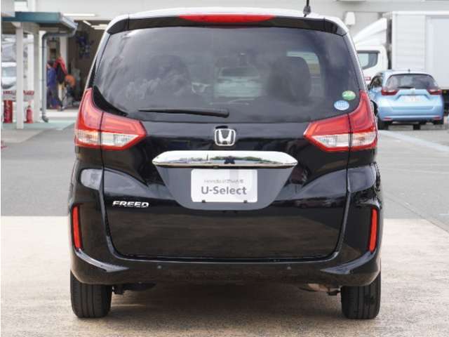 ◆メンテナンスパック（まかせチャオ）◆法定点検や車検、Hondaが推奨する点検に加えて、エンジンオイル・オイルフィルター等の交換をパックにしたのがまかせチャオです。
