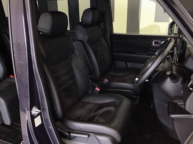 車内は徹底的にクリーニングされているので、快適にお乗りいただけます。