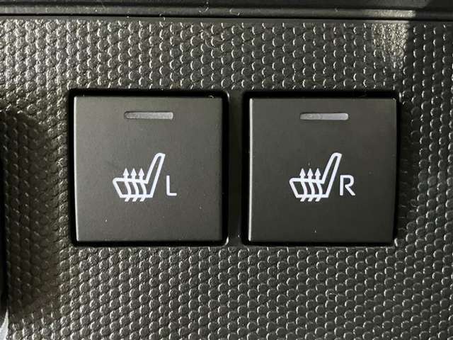 シートヒーター付きです。寒い日も快適なドライブが楽しめます♪