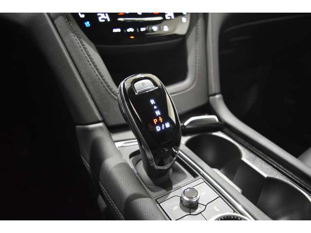 BUBUつくば店はGM（ゼネラルモーターズ）の工場を併設いたしております。車検や一般的な整備をはじめとして、メーカー保証やリコールにも対応しております。より高い安心をお届けいたします。