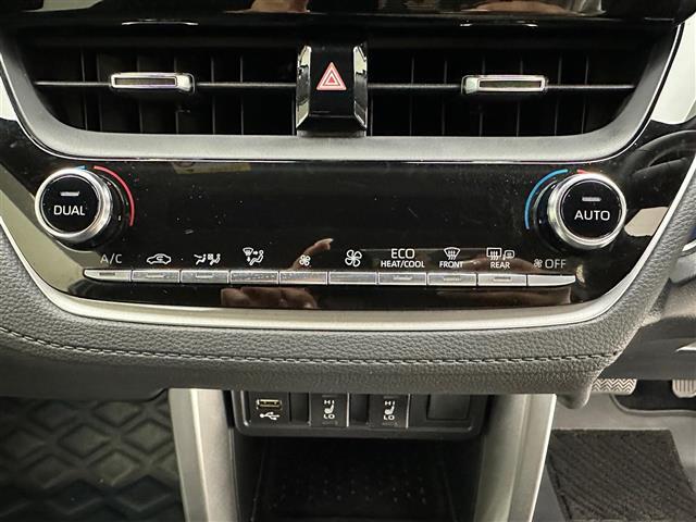 【運転席操作部】快適なドライブを楽しむための機能が装備されています！運転席から触れるので、使いやすいです！除菌プランいれていただくと、さらに清潔で安心していただけます！
