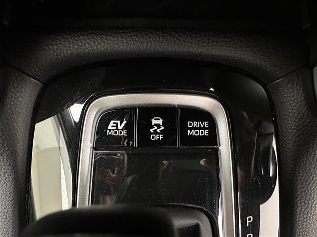 【運転席操作部】快適なドライブを楽しむための機能が装備されています！運転席から触れるので、使いやすいです！除菌プランいれていただくと、さらに清潔で安心していただけます！