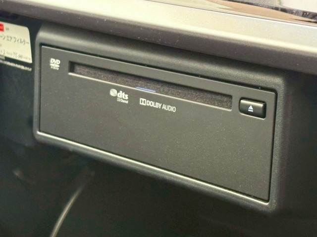 【CD/DVDデッキ】を装備しております！