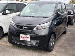 【アフターサポートもお任せ】購入後の車検・オイル交換、鈑金修理、コーティング等、全て自社工場で作業できます！