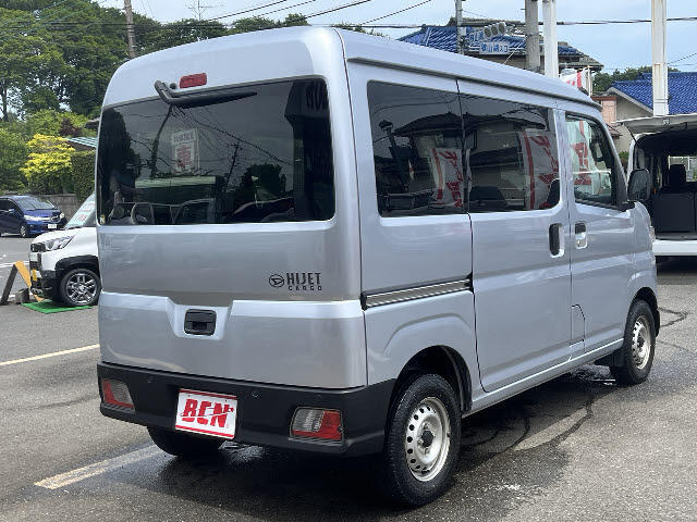 ご好評につき、お得なパック販売を継続中♪全国保証・定期点検・次回車検の基本料金・登録費用等♪大切なおクルマを末永くお乗り頂けます♪