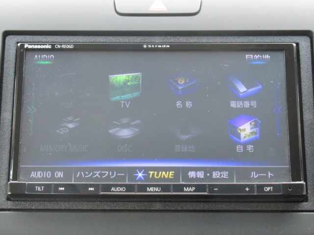 【装備】パナソニックメモリーナビ【CN-RE06D】フルセグTV・DVD再生・CD録音・Bluetoothオーディオ機能付きです。