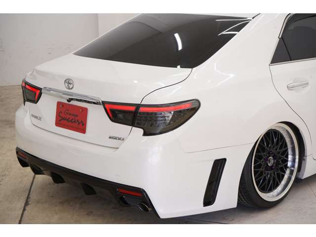 リアもマークXのG’sバンパーで製作しております！！