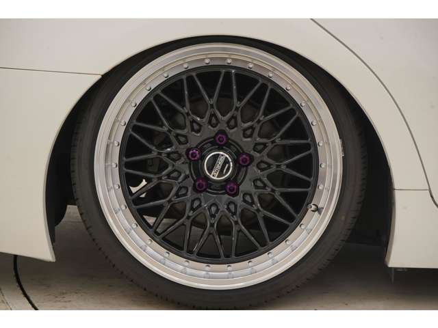 新品FTX19インチを装着しております！マークxとの相性ばっちりです！