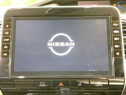 【純正9インチナビ】人気の大型9インチナビを装備。存在感のある大画面はインパクト大！ナビ利用時のマップ表示は見やすく、テレビやDVDは臨場感がアップ！いつものドライブがグッと楽しくなります♪