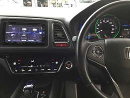ドライブの必需品。見やすい・使いやすいHonda純正のメモリーナビを搭載。