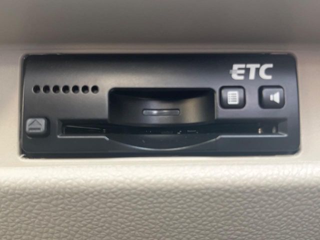 【ETC】高速道路の料金所をストレスなく通過！話題のスポットやサービスエリアに多い「スマートIC」利用時は必須のアイテムです。当店でセットアップを実施、ご納車当日からすぐにご利用いただけます！
