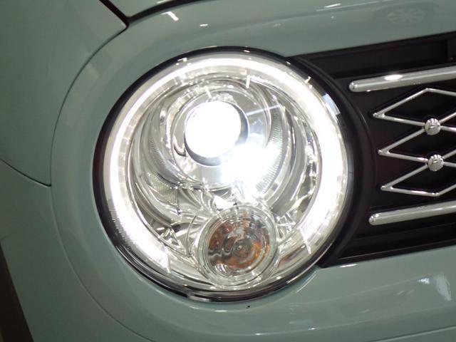 ライトを点灯した瞬間から、最大の光量を発揮することができるLEDヘッドランプを装備しています。