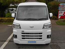 【当社は、ご購入後のお付き合いを大切に致します】　お車に関しては全てお任せ頂ける整備工場、設備を完備しております。些細なことでもお気軽にご連絡下さい。