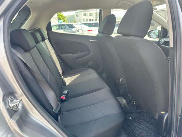 中古車だけでなく、新車販売、任意保険、JAF等、お車の事なら何でもお任せ下さい！！（支払総額は、車検又は法定点検に掛かる費用や、税金・登録手数料等が含まれた、店頭納車での総額です）