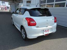 隣接する大型サービス工場や専門のメカニックも多数おりますので、購入後もご安心下さい！