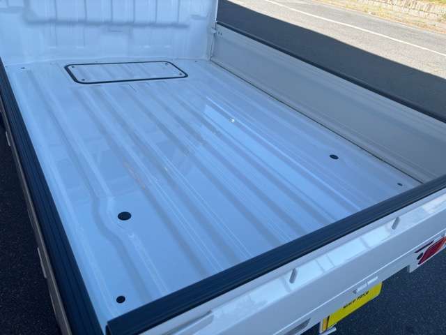 格安レンタカーも取扱っております！レンタカー保有台数は30台ございます。長期のレンタカーもできますのでご相談くださいませ！