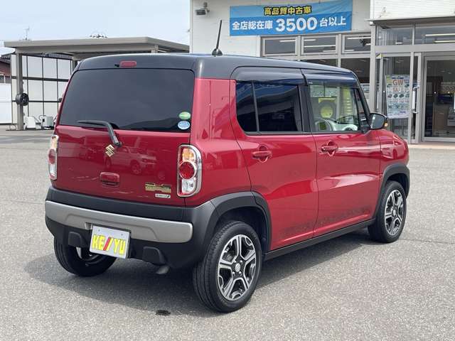弊社ではインターネットでの遠方販売に自信があります。店頭でのご納車であれば、お車を持ち込まずに名義変更等のお手続きが出来ますので、ご近所の販売会社で購入する場合と変わらぬ諸経費にてご購入可能です♪