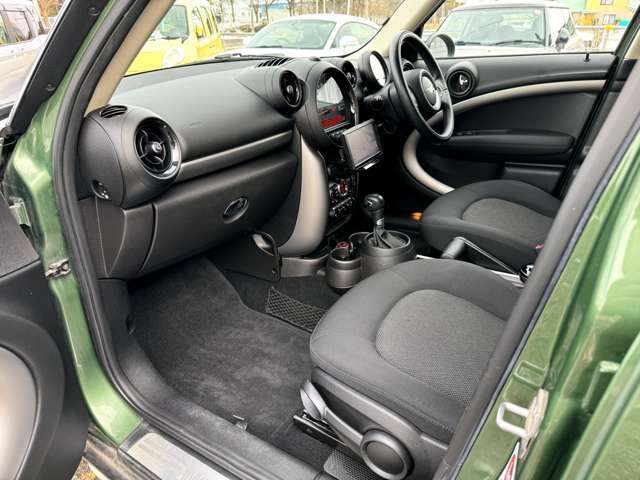 クーパーDクロスオーバーオール4入庫しました！ナビDTVバックカメラ,プッシュスタート,キセノンライト,フォグランプ,ETC！！お気軽にお問い合わせください