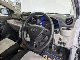 見通しのよいすっきりとした視界で、誰でも運転しやすいです。運転のしやすさは疲れにくさにも繋がりますよ♪