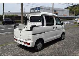 当社は販売のみならず、車検、整備にも力を入れております。お客様のお車で何かお困りの事がございましたらお気軽にスタッフまでお尋ね下さい。