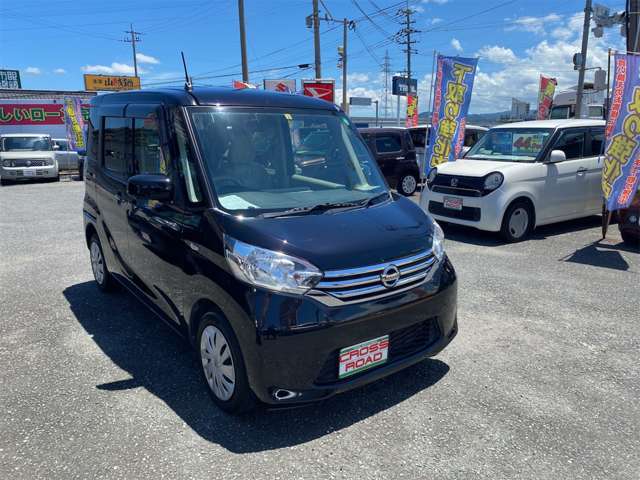 車の仕上げに拘っています。★エンジンルーム洗浄★室内ルーム洗浄★シートクリーニング★ボディーコート仕上げ★安心の整備渡しを徹底し、納車日には気持ち良くお車をお渡し致します
