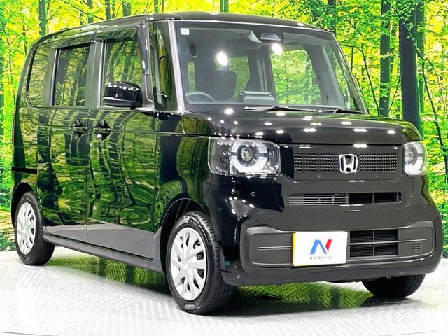 大好評のボディコーティング「弾スプラッシュコート」もご納車までに施工可能。通常のガラスコートと異なる、耐久年数6年の無機質ガラスコーティングが、ボディをキレイな状態に保ってくれます。