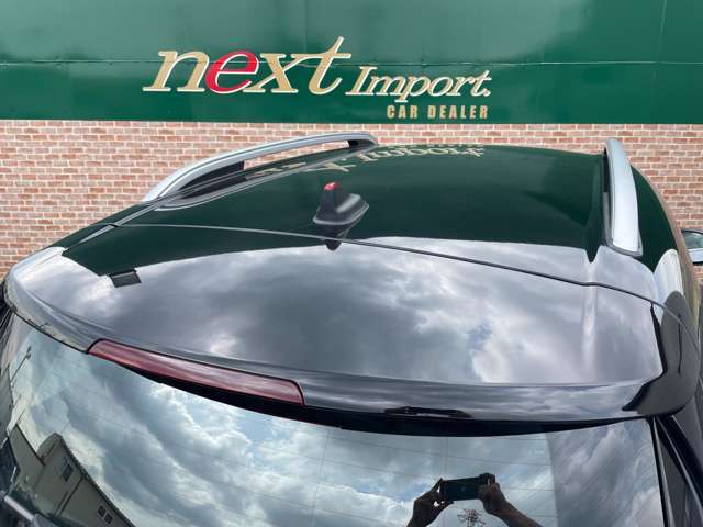 リアモニター　DVD　ACC　インテリジェントセーフティ　パワーゲート　コンフォートアクセス　バックカメラ　PDC　ナビ　タッチパネルBluetooth　USB　ETC　オートライト　18AW