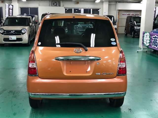 自社鈑金工場・自社整備工場完備！　納車後のアフターフォローもご安心ください！