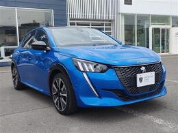 北海道最大級の輸入車専門大型展示場　常時120台を超えるお車をご覧いただけます。展示場に無いお車も全国よりお探しいたします。