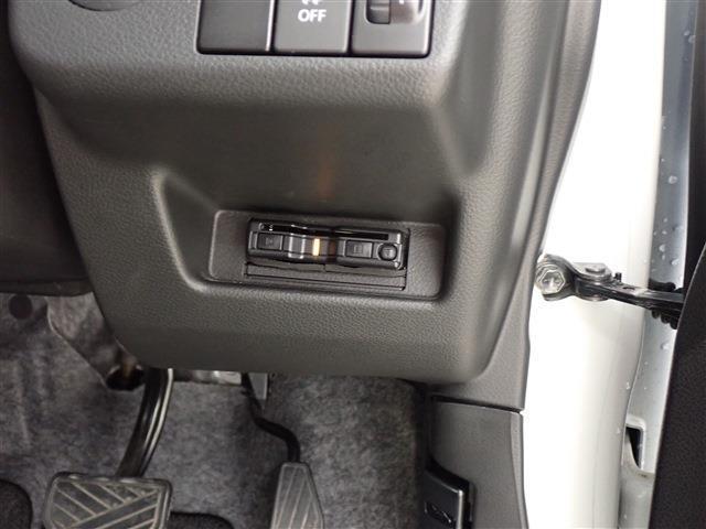 【セーフティサポート・障害物センサー・運転席シートヒーター】社外メモリーナビ・バックカメラ・Bluetooth・ETC・ドライブレコーダー