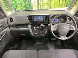 グループ総在庫数約30，000台！！全国の系列店からメーカー・車種問わずご紹介出来るので、あなたにピッタリのお車が見つかるはずです♪まずはお問い合わせ下さい☆