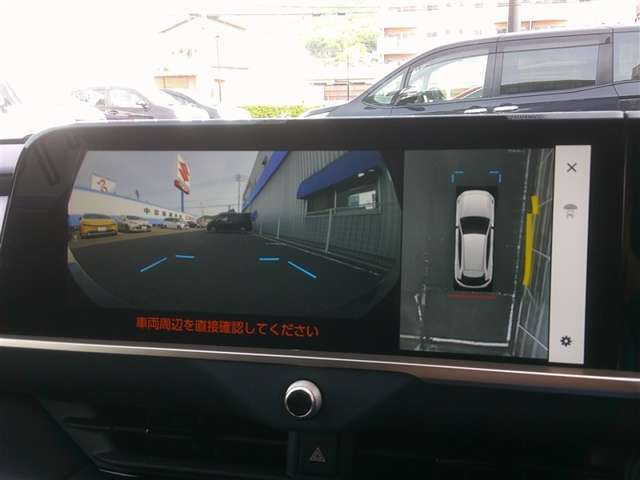 駐車も楽々バックモニター