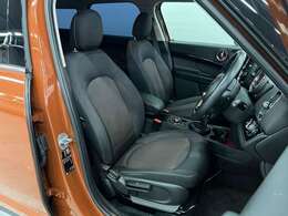 カーセンサーを見て電話しましたとお伝え下さい。078-261-1261までお気軽にお電話下さい。全国納車可能です。納車方法に関してもお気軽にご相談ください。