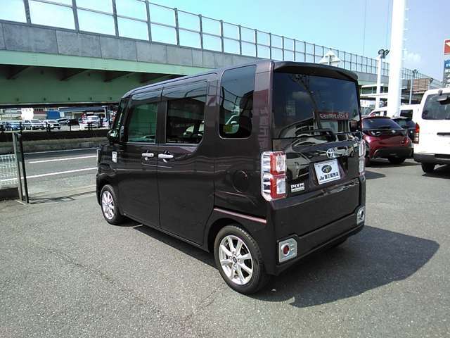 当店にて、車を購入頂きましたお客様は、車検時に検査費用を1万5千<span class=
