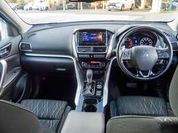 操作性と視認性に優れたインパネまわり、各スイッチは操作性を重視してデザインされてます！！