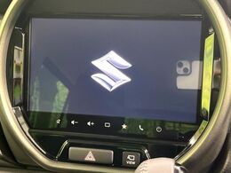 【メーカー純正ナビ】インテリアに溶け込むスタイリッシュな「専用設計」メーカーナビを装備♪視認性や操作性など基本性能にも優れ、より上質なカーライフをお楽しみいただけます。