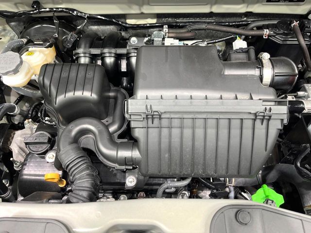 親切・丁寧な専門メカニックスタッフが応対！・車検・点検整備・事故等の修理などアフターサービスも安心。お車のカスタマイズもネクステージのサービススタッフまでご相談ください！