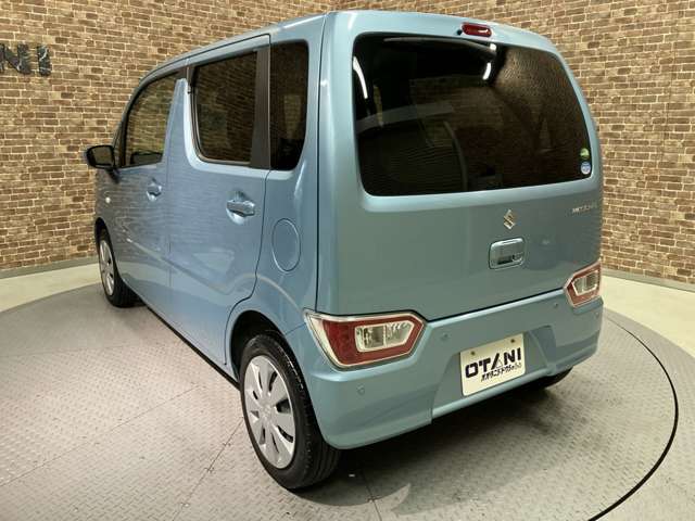 ■遠方にお住まいの方へ■　当社ではお車の販売を大阪府・和歌山県に在住のお客様のみとさせていただいております。誠に勝手ながら、ご理解とご協力を賜りますようお願い申し上げます。