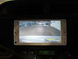 ◆ギアをバックにした際にガイドライン付きのバックカメラが映し出されますので後方運転も安心♪またポイント5四日市松本店では買取車両を直接展示してますので前オーナ-様の使用状況・整備履歴も把握しています♪