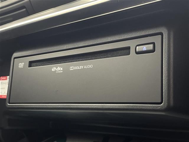 【運転席操作部】快適なドライブを楽しむための機能が装備されています！運転席から触れるので、使いやすいです！除菌プランいれていただくと、さらに清潔で安心していただけます！