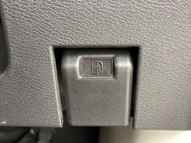 【運転席操作部】快適なドライブを楽しむための機能が装備されています！運転席から触れるので、使いやすいです！除菌プランいれていただくと、さらに清潔で安心していただけます！