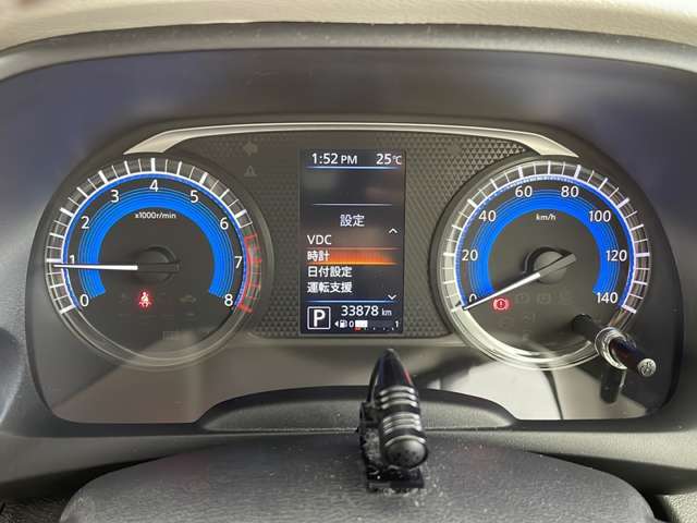【スピードメーター】メーターがシンプルで見やすく運転しやすいですね！